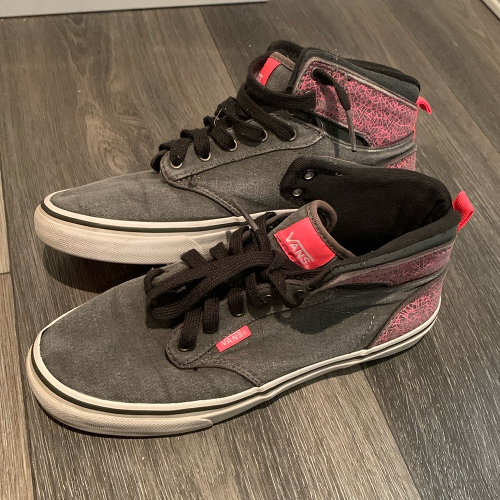 Vans retro look high top sneakers